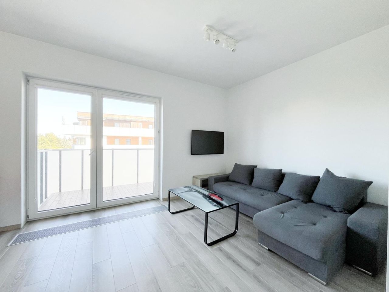 Mieszkanie 2-pokojowe Rzeszów Słocina, ul. Ignacego Paderewskiego. Zdjęcie 3