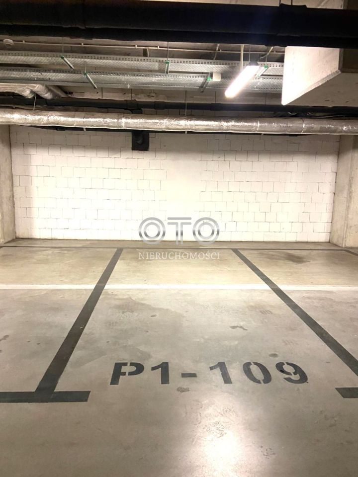 Garaż/miejsce parkingowe Wrocław Krzyki, ul. Walońska. Zdjęcie 4