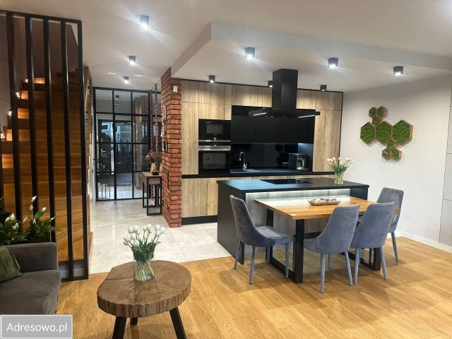 dom szeregowy, 4 pokoje Piastów, ul. Sochaczewska. Zdjęcie 1