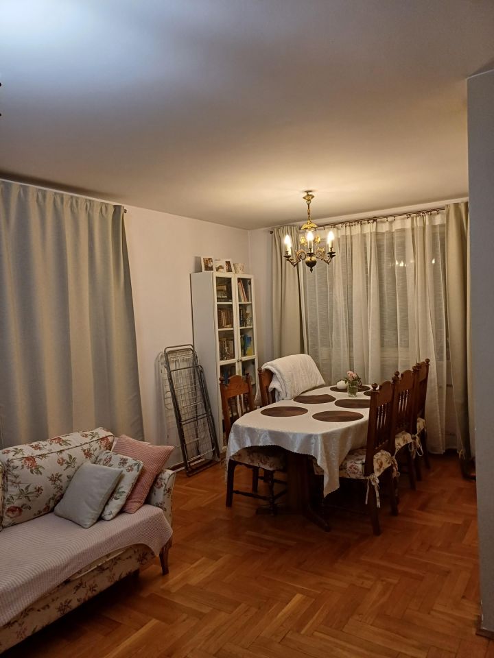 dom wolnostojący, 5 pokoi Kraków, ul. Goplana. Zdjęcie 7