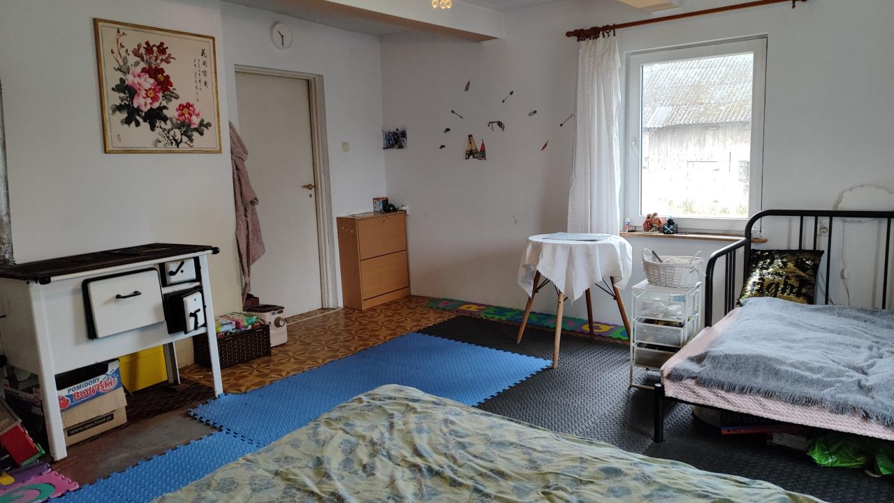 dom wolnostojący, 1 pokój Bieliny. Zdjęcie 8