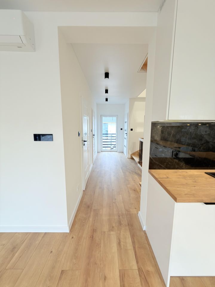 Mieszkanie 4-pokojowe Zielona Góra Łężyca, ul. Łężyca-Willowa. Zdjęcie 4