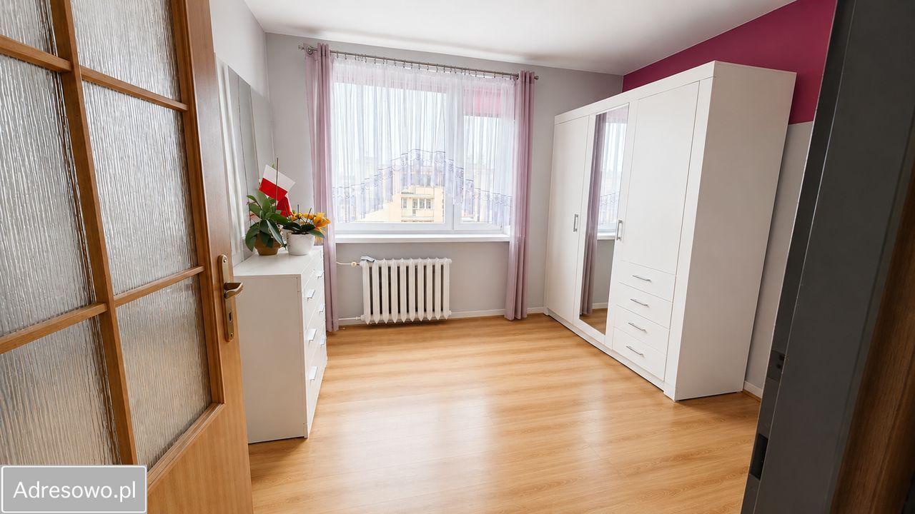 Mieszkanie 4-pokojowe Dębica, ul. ks. Konarskiego. Zdjęcie 1