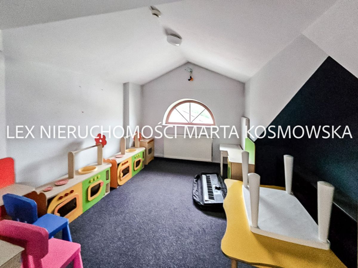 bliźniak, 9 pokoi Warszawa Ochota. Zdjęcie 18