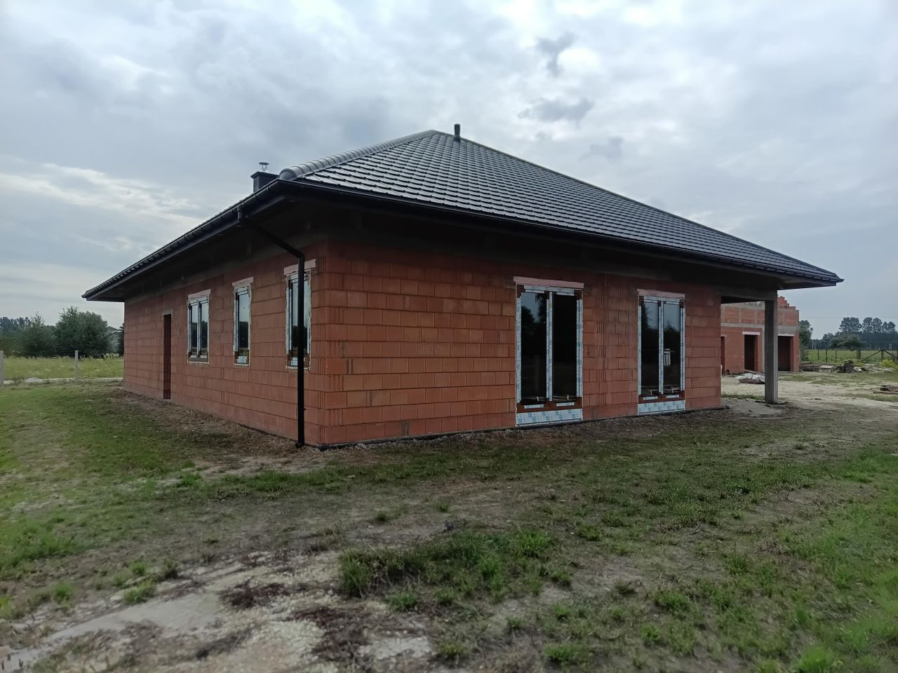dom wolnostojący, 4 pokoje Sierakowice Lewe. Zdjęcie 7