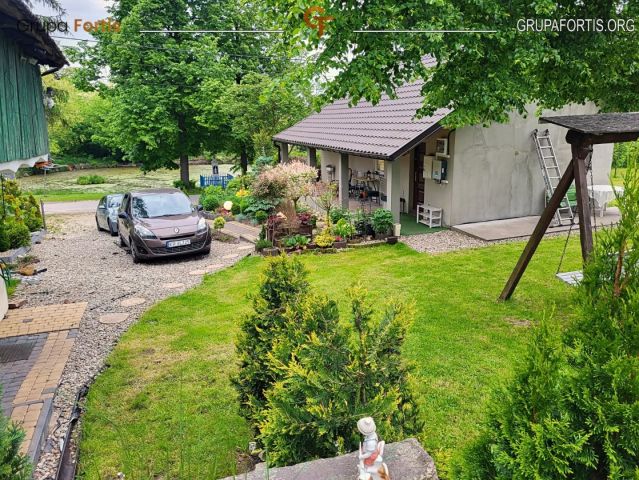 dom wolnostojący, 2 pokoje Charzowice. Zdjęcie 1