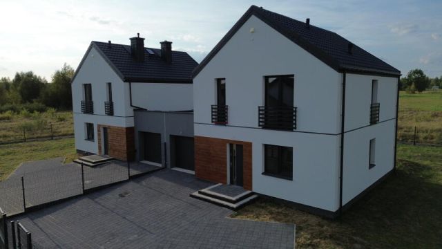 bliźniak, 5 pokoi Uwieliny. Zdjęcie 6