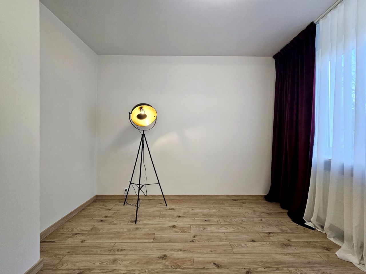 Mieszkanie 3-pokojowe Mysiadło. Zdjęcie 3