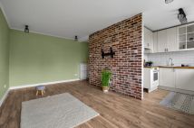 Mieszkanie 3-pokojowe Warszawa Wawer, ul. Starego Doktora. Zdjęcie 3