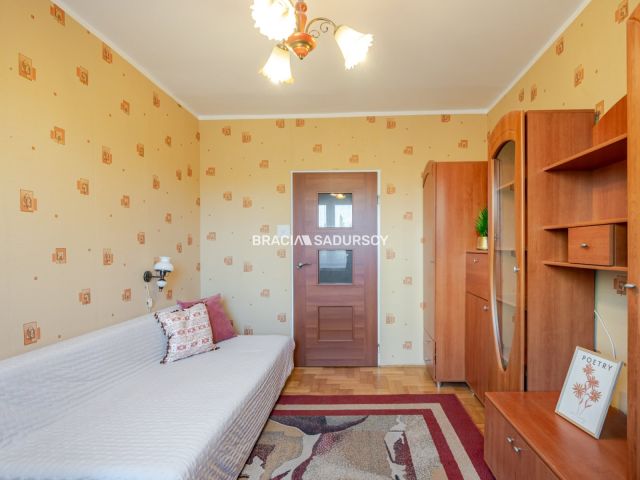 Mieszkanie 3-pokojowe Kraków Czyżyny, os. Dywizjonu 303. Zdjęcie 29