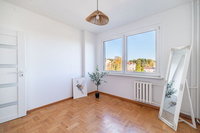 Mieszkanie 3-pokojowe Gdynia Karwiny, ul. Kornela Makuszyńskiego. Zdjęcie 9