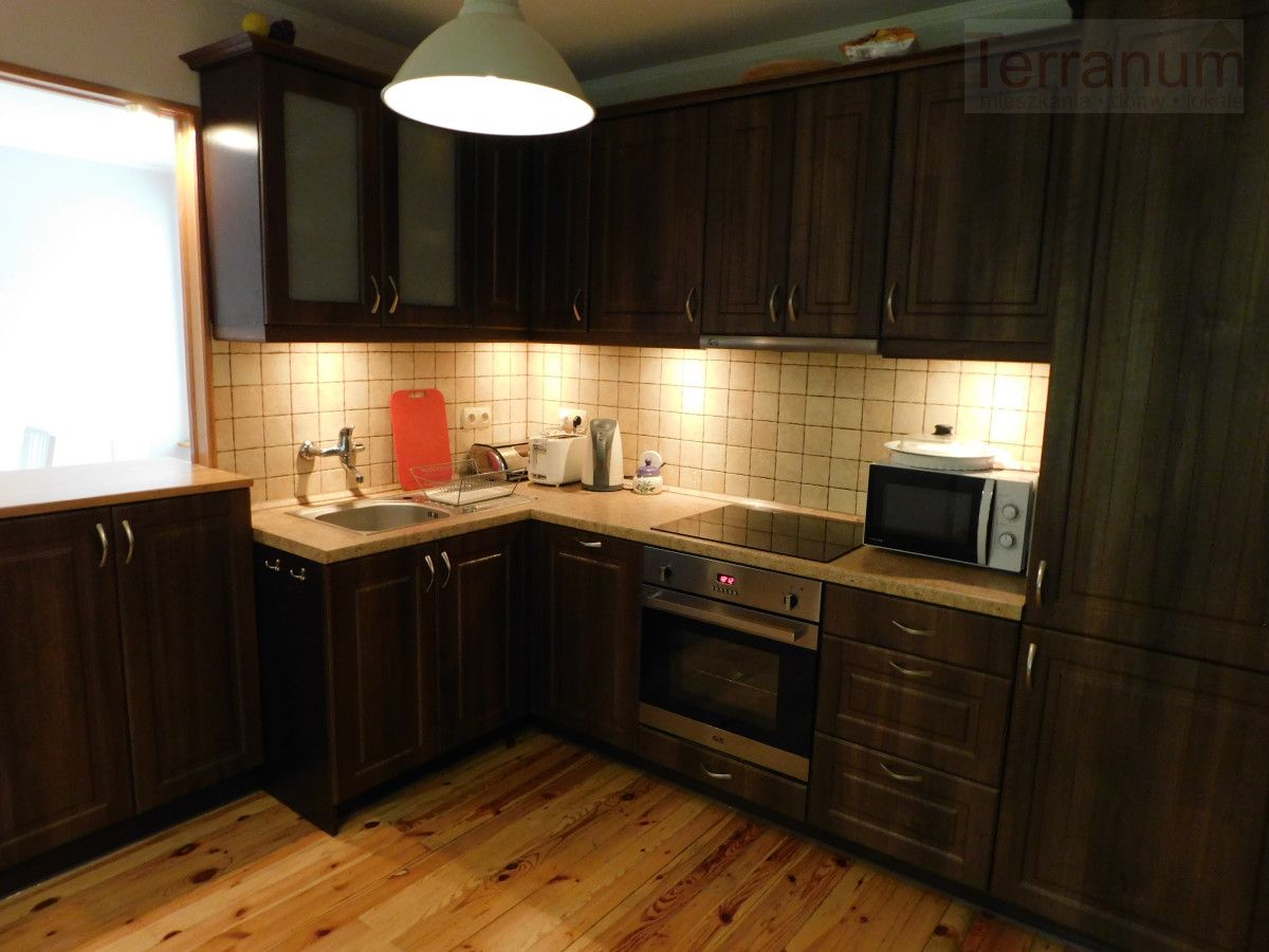 dom wolnostojący, 5 pokoi Jachranka. Zdjęcie 8