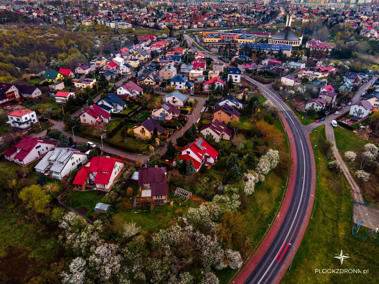 dom wolnostojący, 6 pokoi Płock, ul. Miła. Zdjęcie 16