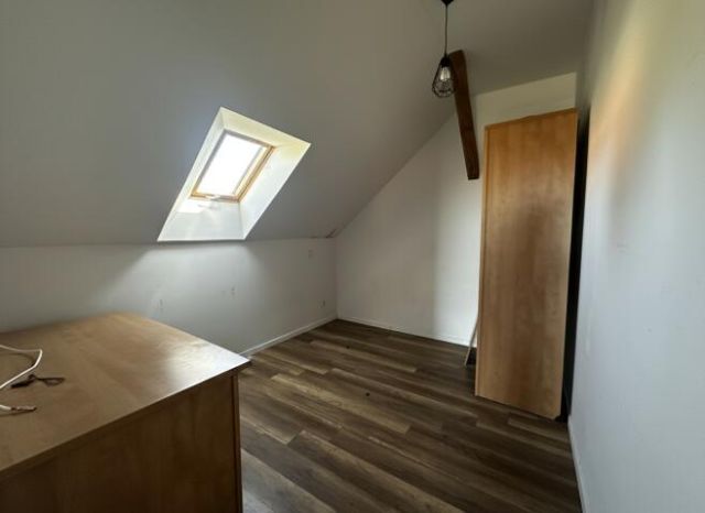 siedlisko, 5 pokoi Brunów. Zdjęcie 4