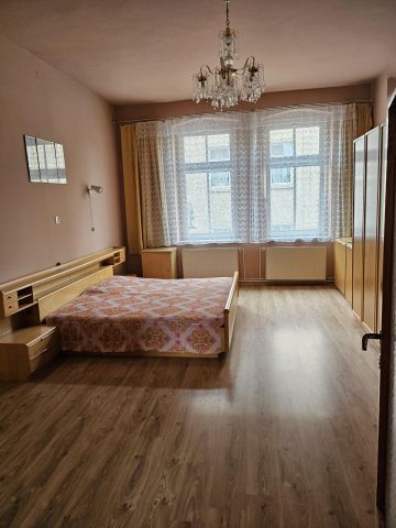 Mieszkanie 3-pokojowe Prudnik, ul. Piastowska. Zdjęcie 1
