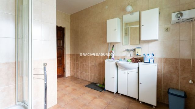 Lokal Kraków Nowa Huta, ul. Jeżynowa. Zdjęcie 15