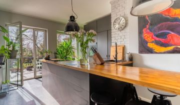 dom wolnostojący, 9 pokoi Łomianki, ul. Gościńcowa