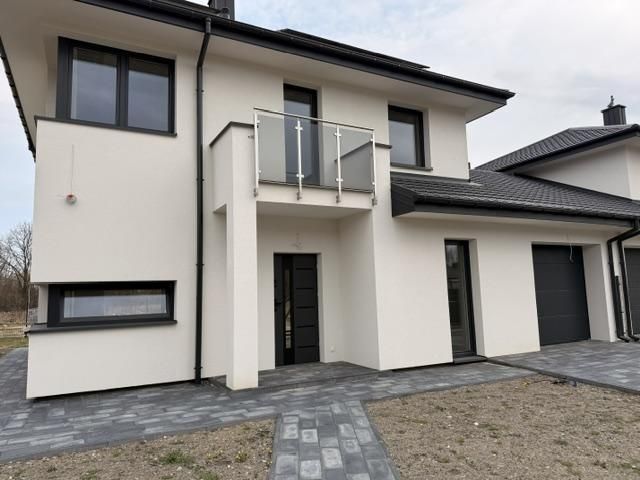 bliźniak, 5 pokoi Brwinów, Porzeczkowa. Zdjęcie 1