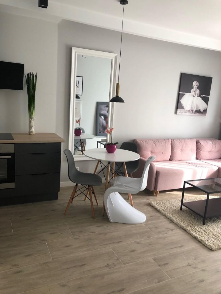 Mieszkanie 2-pokojowe Ząbki Centrum, ul. Mikołaja Kopernika. Zdjęcie 1