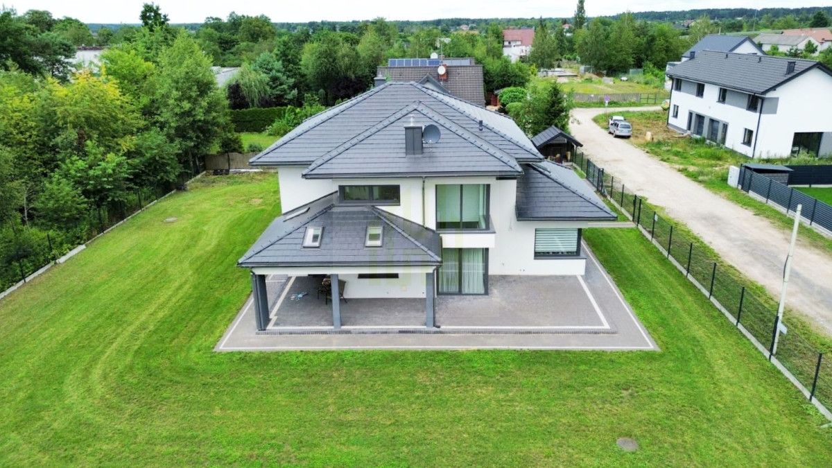 dom wolnostojący, 6 pokoi Skrzeszew