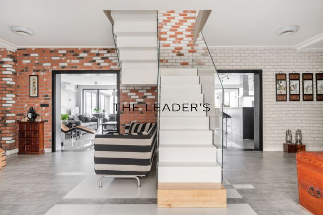 dom wolnostojący, 8 pokoi Kampinos. Zdjęcie 17