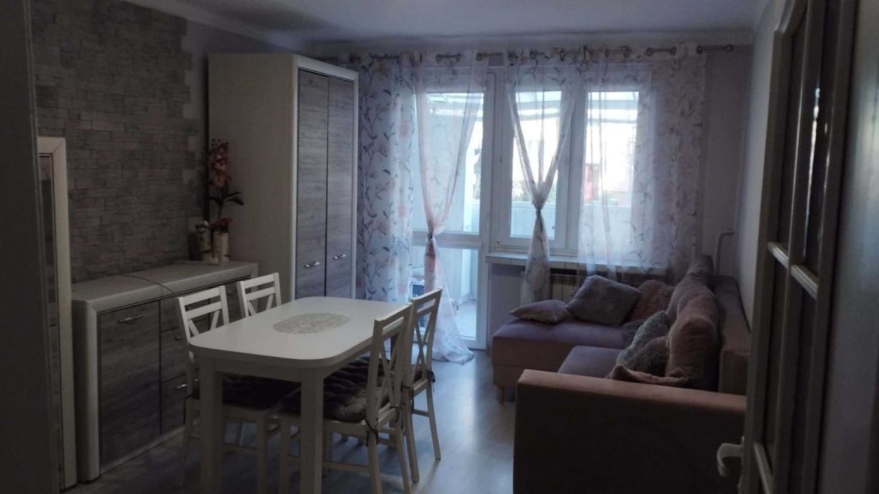 Mieszkanie 2-pokojowe Tarnobrzeg, ul. Stanisława Wyspiańskiego. Zdjęcie 1