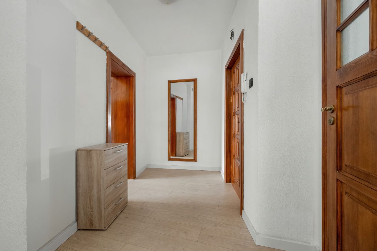 Lokal Wrocław Stare Miasto, pl. Legionów. Zdjęcie 1