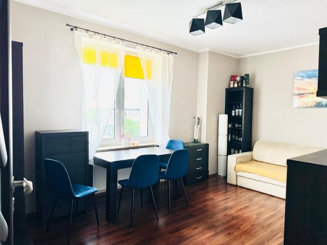 Mieszkanie 2-pokojowe Bydgoszcz Osiedle Leśne, ul. Czerkaska. Zdjęcie 1