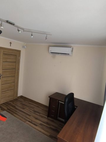 dom wolnostojący, 6 pokoi Parma. Zdjęcie 10