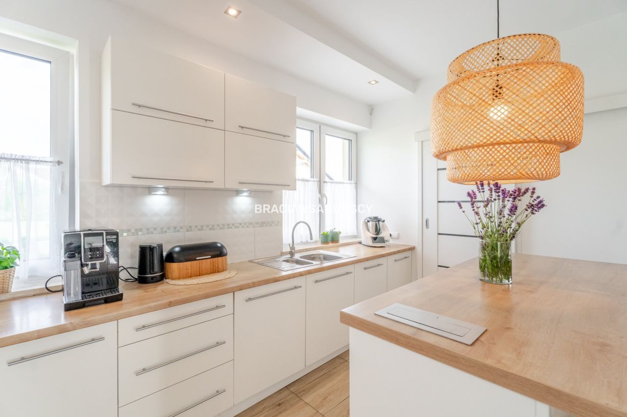 dom wolnostojący, 6 pokoi Węgrzce. Zdjęcie 13