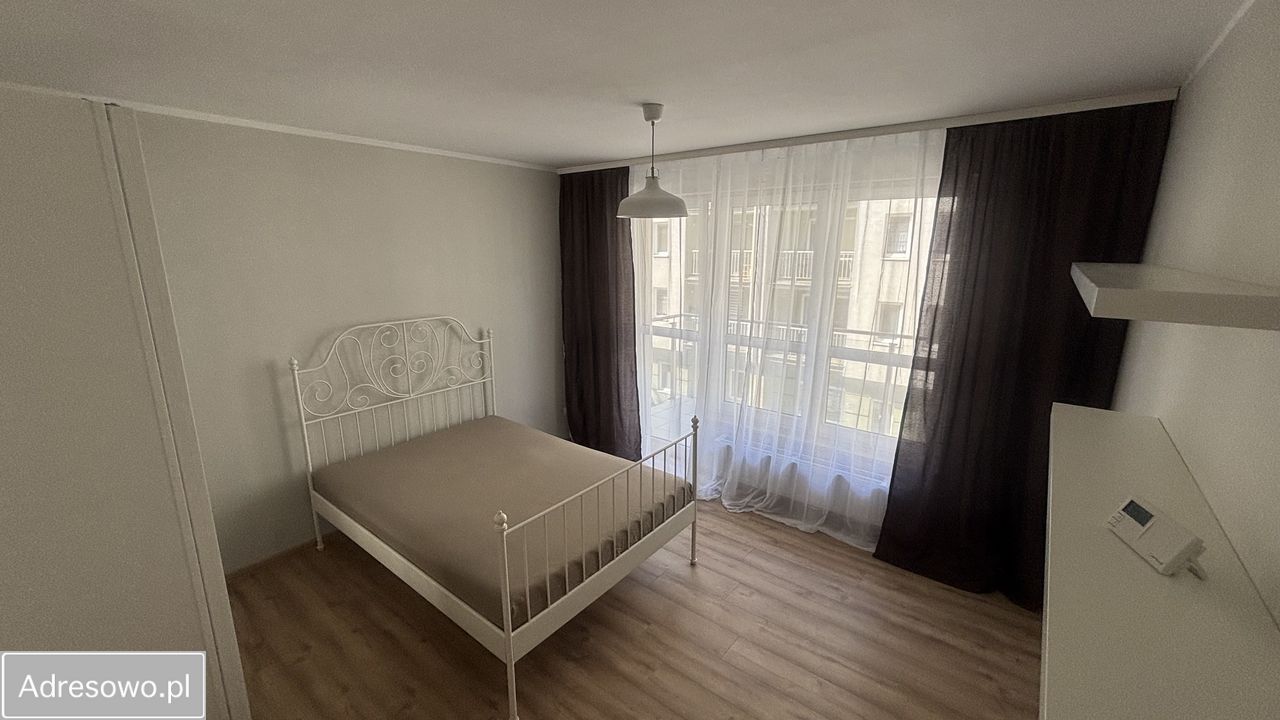 Mieszkanie 2-pokojowe Kraków Czyżyny, ul. Śliwkowa. Zdjęcie 3