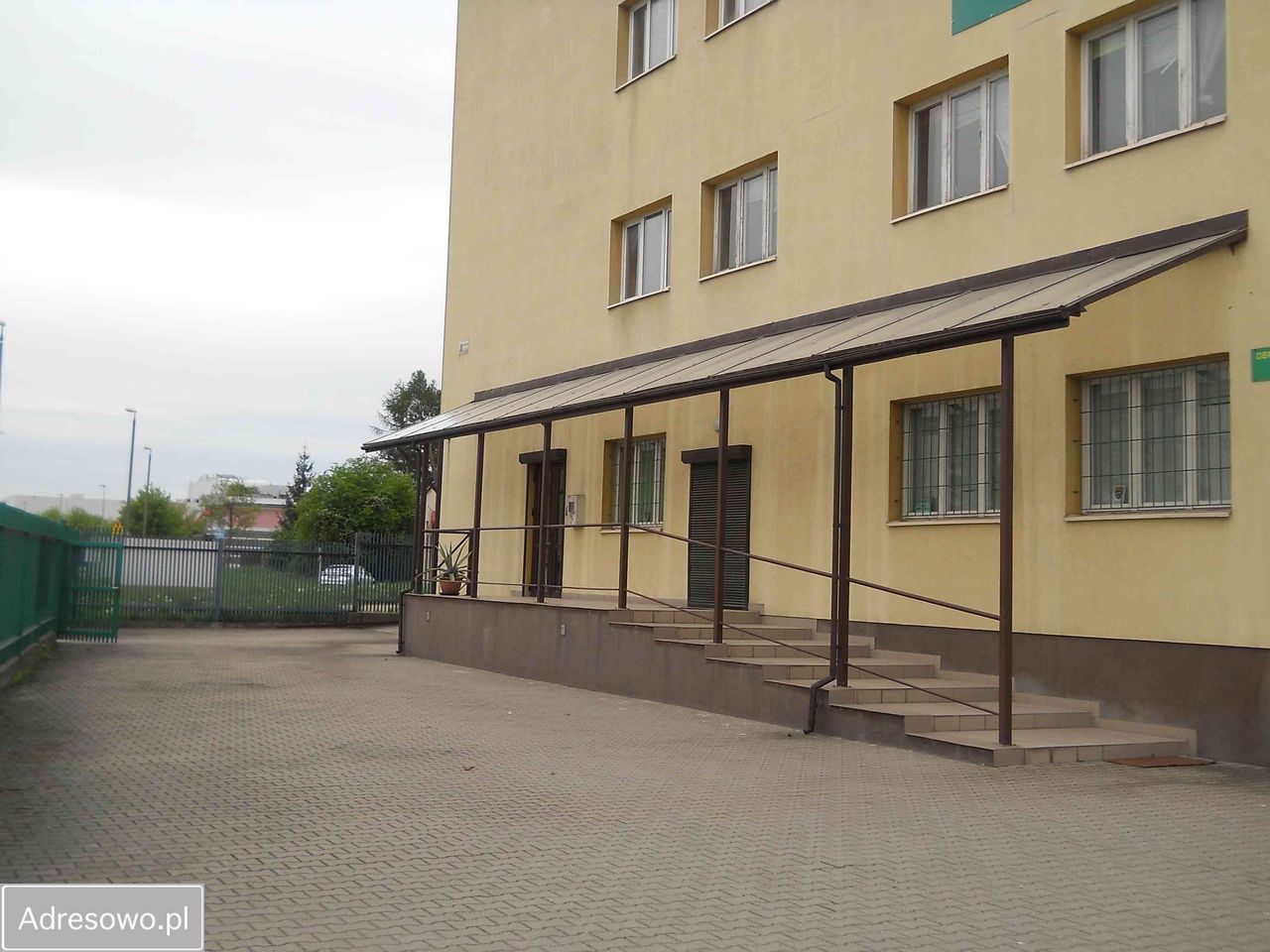 Hala/magazyn Kraków Rybitwy, ul. Obrońców Modlina