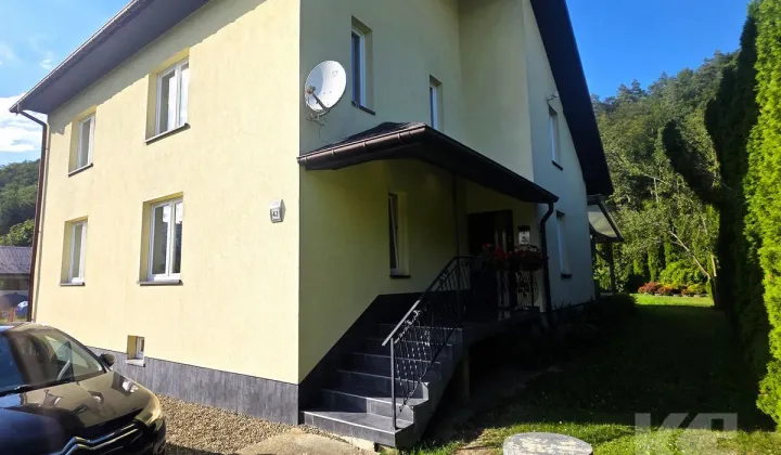 dom wolnostojący, 5 pokoi Międzybrodzie