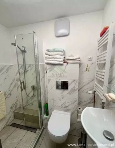 dom wolnostojący, 6 pokoi Jelenia Góra. Zdjęcie 2