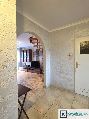 Mieszkanie 4-pokojowe Sanok, ul. Topolowa. Zdjęcie 4