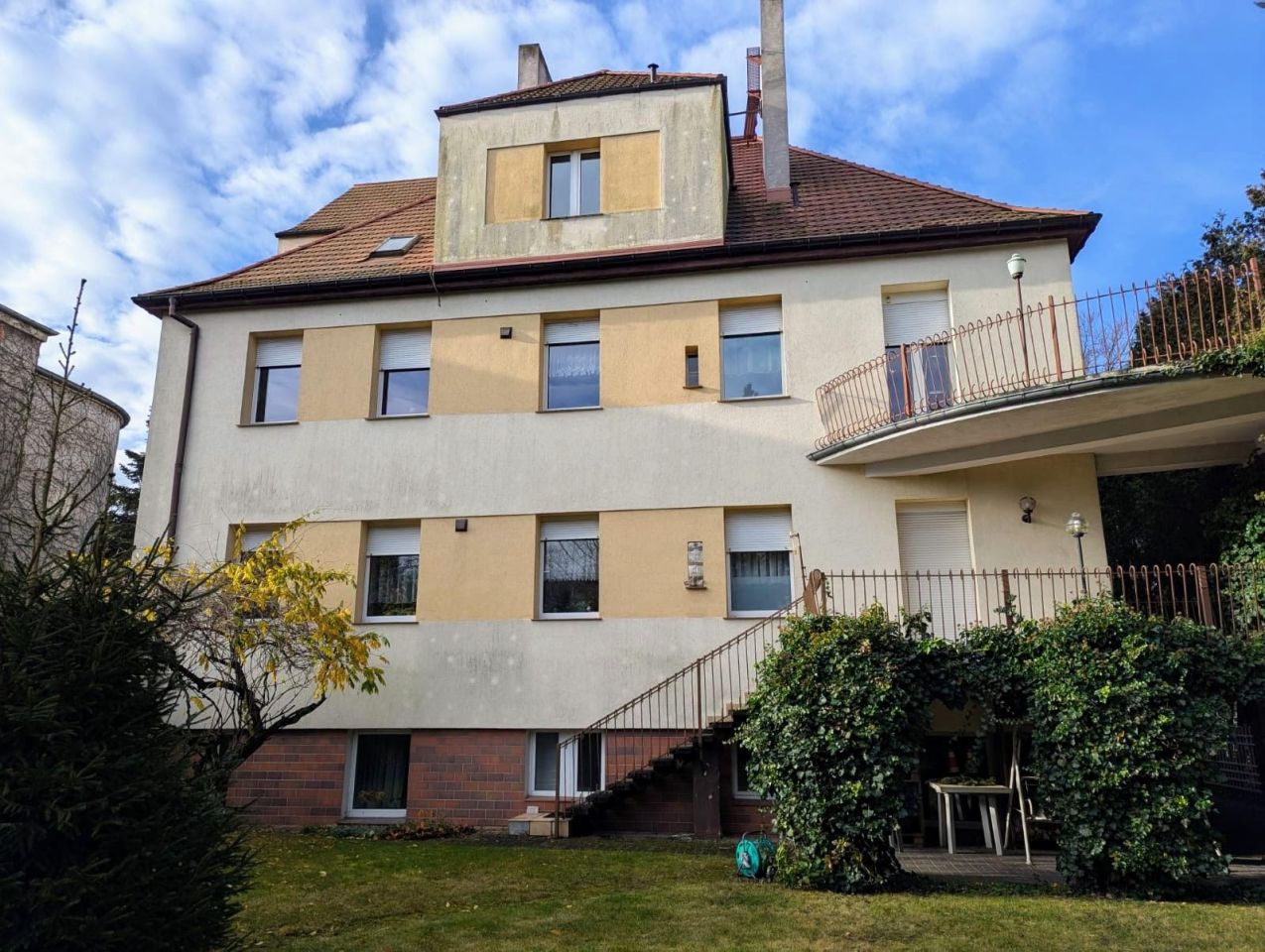 dom wolnostojący, 15 pokoi Poznań Grunwald, ul. Zakręt. Zdjęcie 3