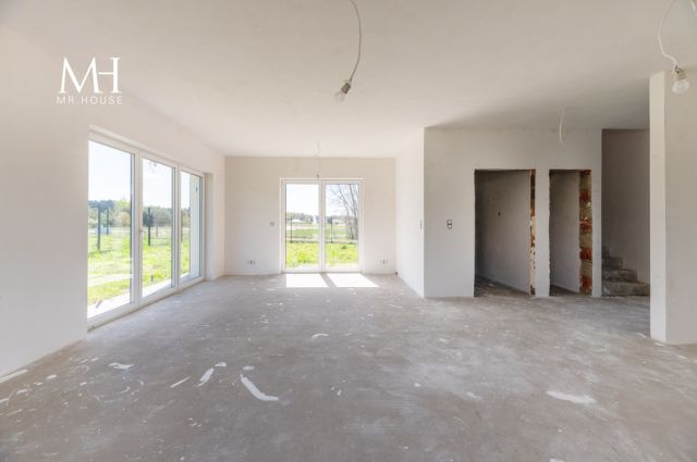dom wolnostojący, 4 pokoje Borkowice. Zdjęcie 4