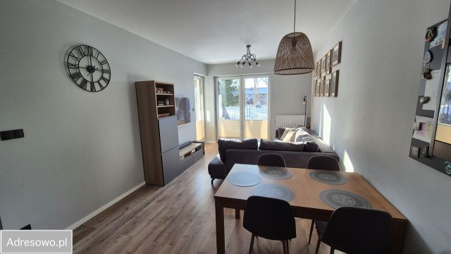 Mieszkanie 3-pokojowe Zielonka, ul. Wojska Polskiego. Zdjęcie 1