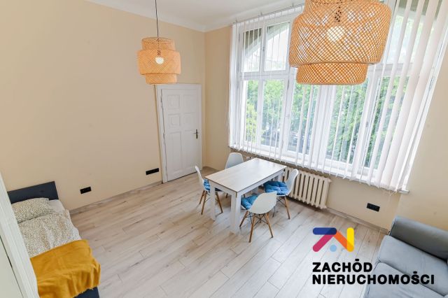 Lokal Sulechów, al. Niepodległości. Zdjęcie 6