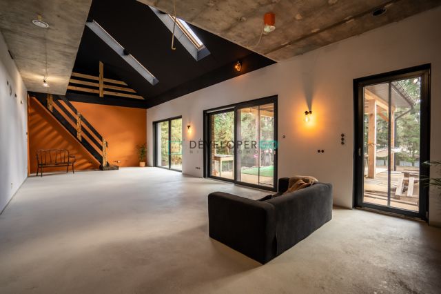 dom wolnostojący, 7 pokoi Jurowce. Zdjęcie 1