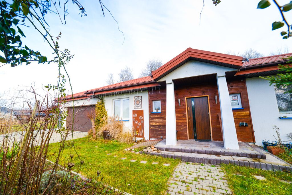 dom wolnostojący, 4 pokoje Dobrzenica. Zdjęcie 10