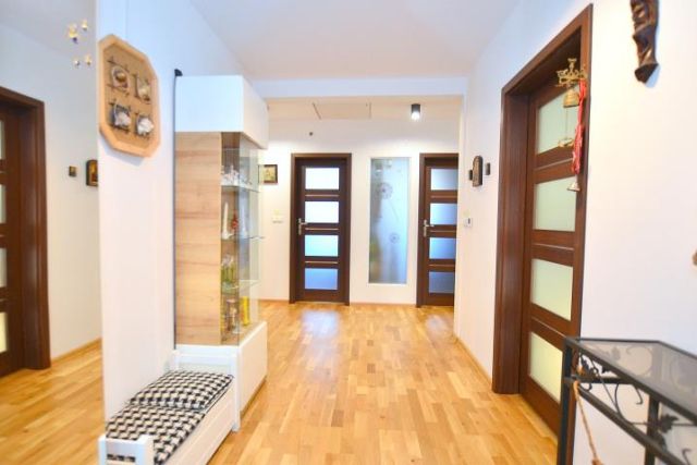 dom wolnostojący, 5 pokoi Piekary Śląskie Kolonia Józefka, ul. Kamienna. Zdjęcie 8