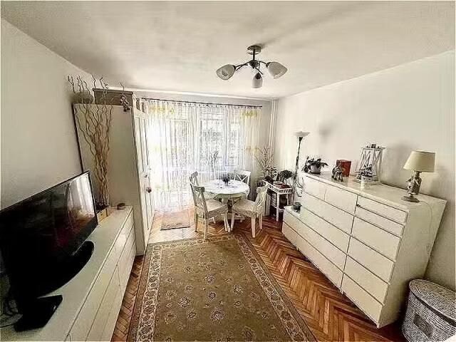 Mieszkanie 2-pokojowe Kraków, ul. Nowosądecka. Zdjęcie 1