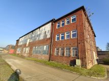 Hala/magazyn Kuźnia Raciborska, ul. Staszica. Zdjęcie 1