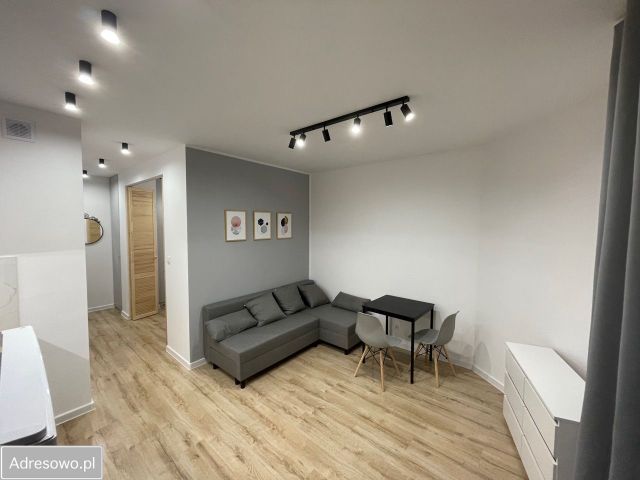 Mieszkanie 3-pokojowe Warszawa Odolany, ul. Wolska. Zdjęcie 1