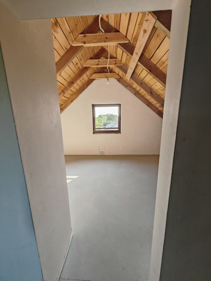 dom wolnostojący, 4 pokoje Mniszek. Zdjęcie 15