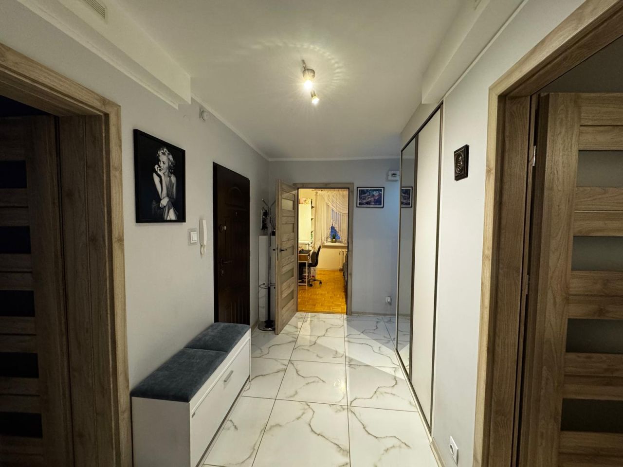 Mieszkanie 4-pokojowe Giżycko, al. Wojska Polskiego. Zdjęcie 4