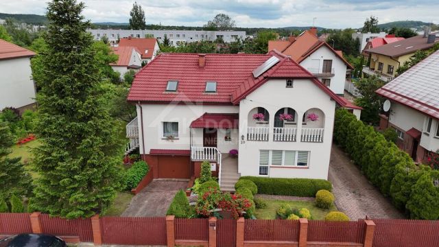 dom wolnostojący, 8 pokoi Kielce Barwinek. Zdjęcie 25