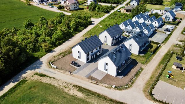 Mieszkanie 3-pokojowe Władysławowo, ul. Marii Dąbrowskiej. Zdjęcie 3