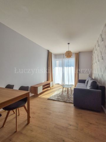 Mieszkanie 3-pokojowe Jelenia Góra, ul. Spółdzielcza. Zdjęcie 2